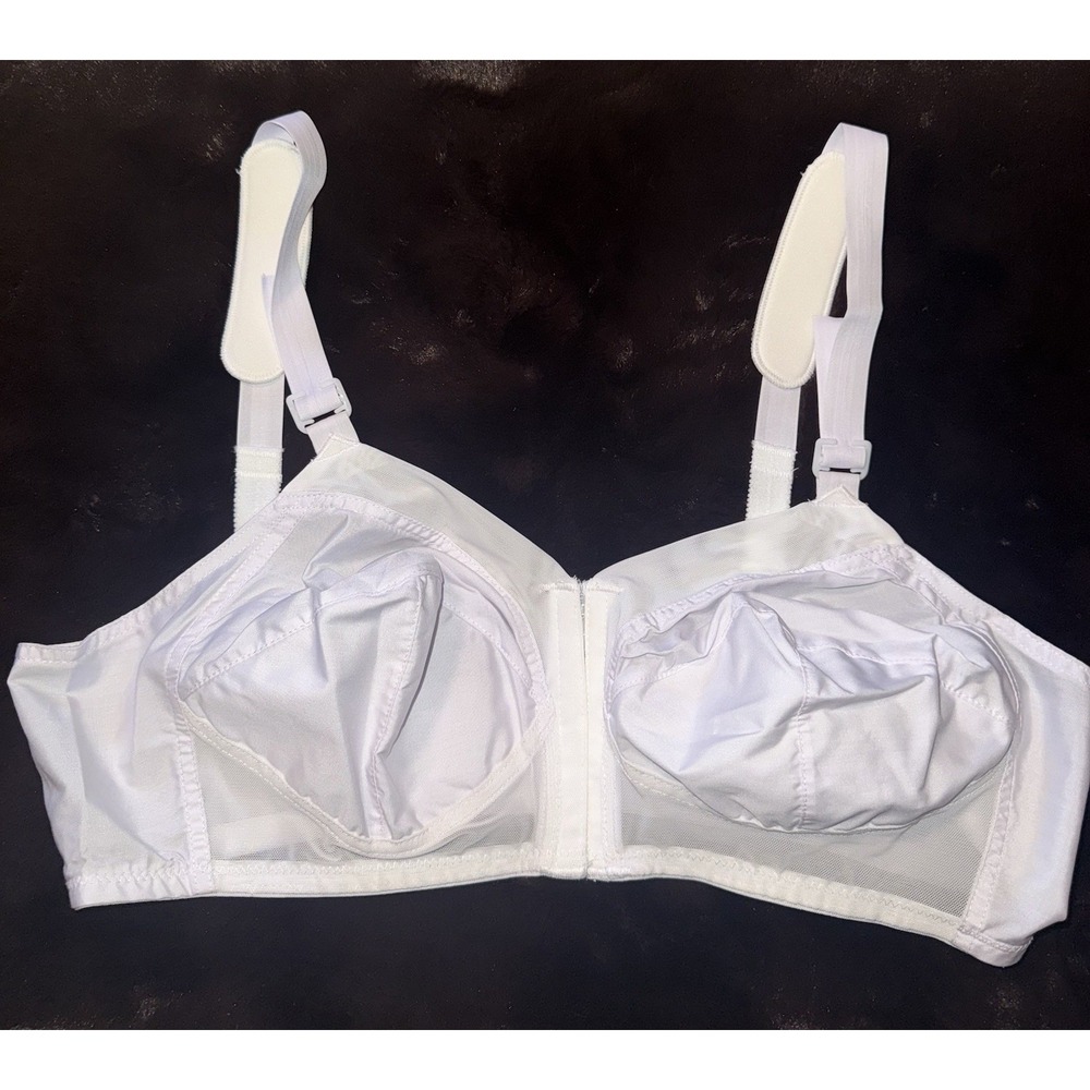 Vintage Exquisite Form Bra 40b Front Hook White Wireless